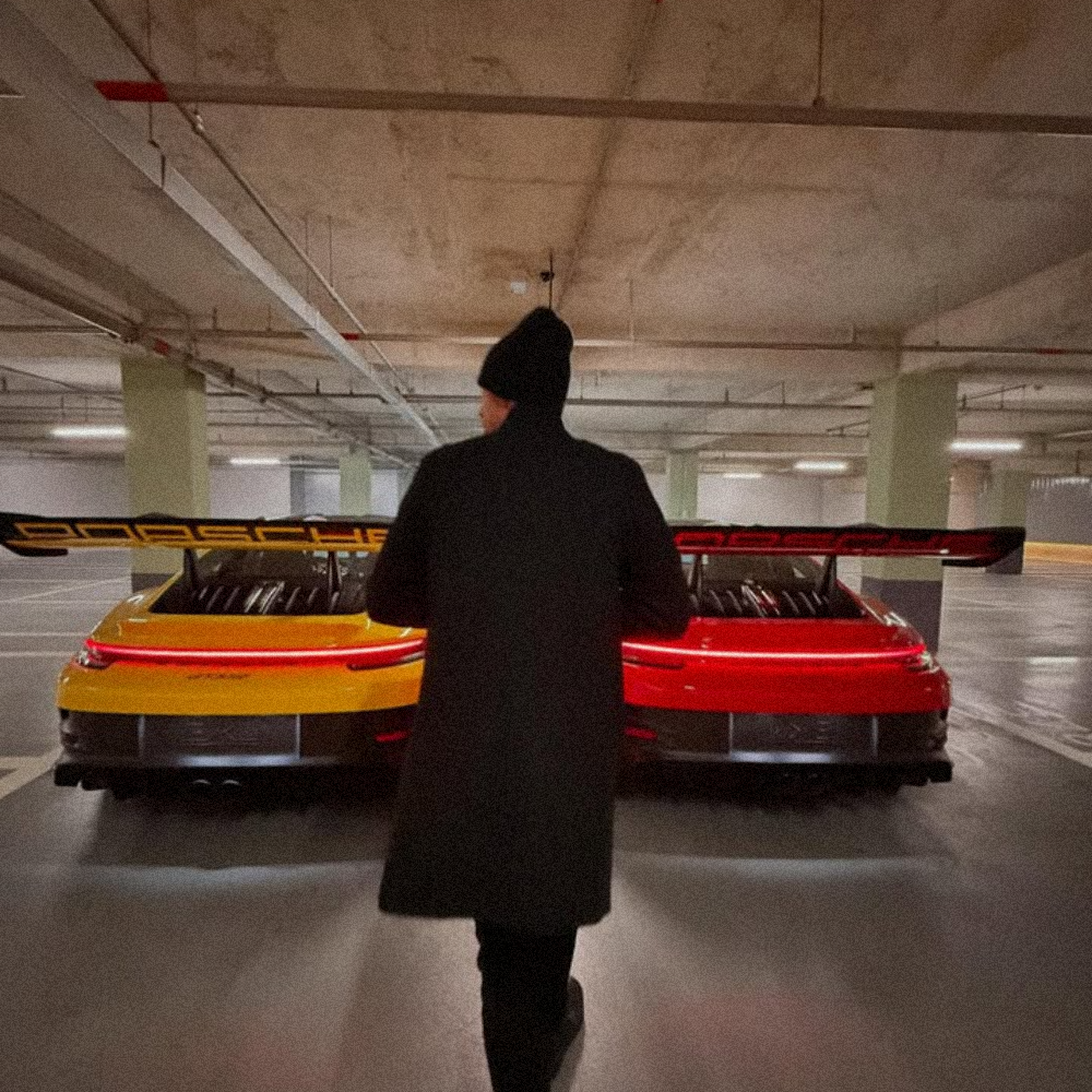 PORSCHE